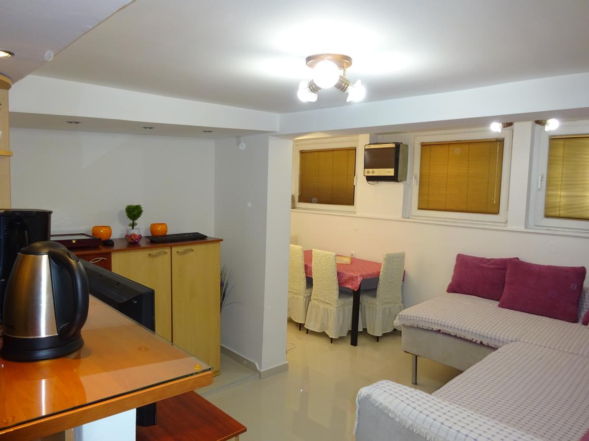 Jasmin White Apartment Σκόπια Εξωτερικό φωτογραφία